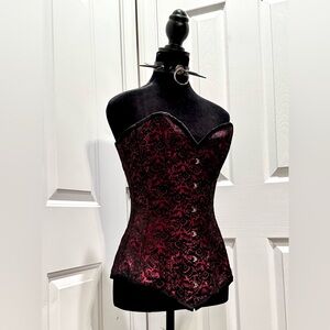 Vintage Gothic Corset 🖤